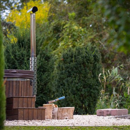 Posteleki Vendeghaz-Nyugalom Szigetei Villa Jula Exterior foto