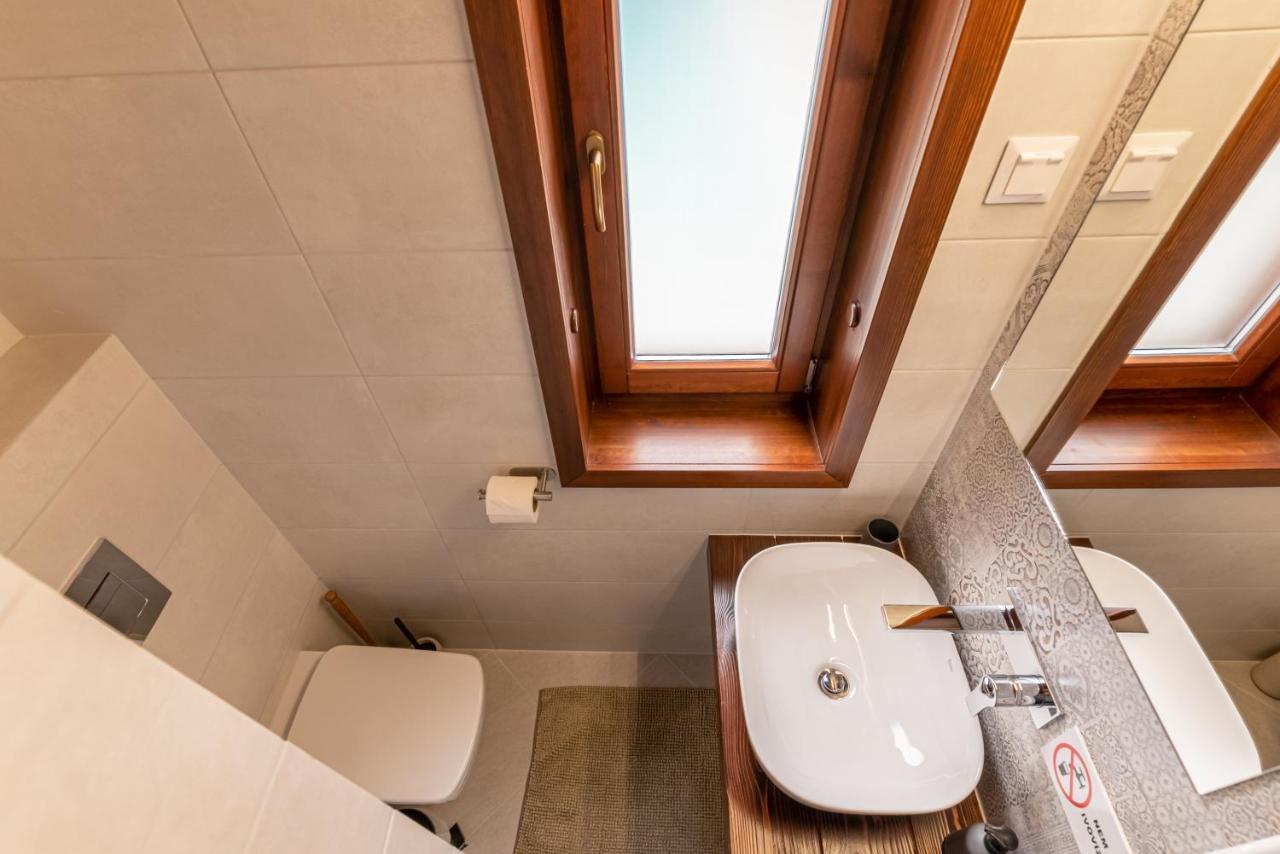 Posteleki Vendeghaz-Nyugalom Szigetei Villa Jula Exterior foto