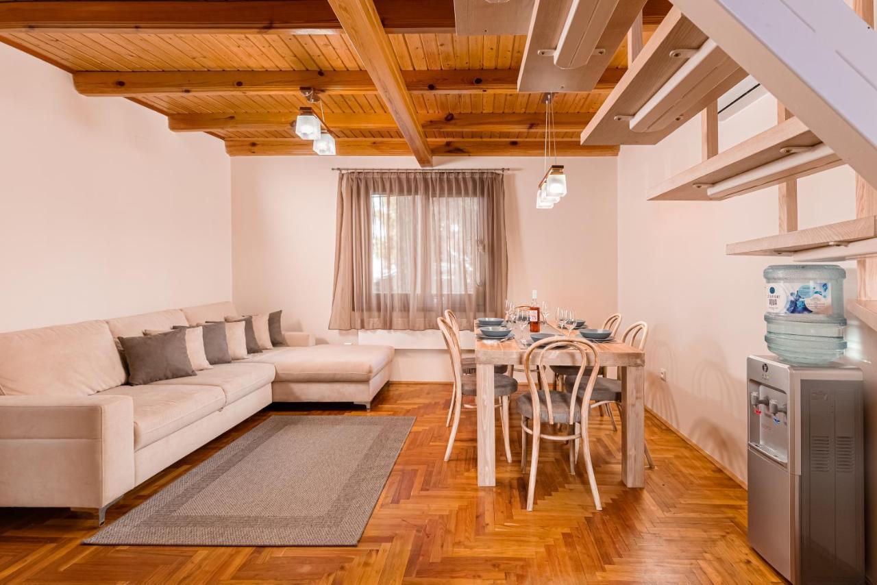 Posteleki Vendeghaz-Nyugalom Szigetei Villa Jula Exterior foto