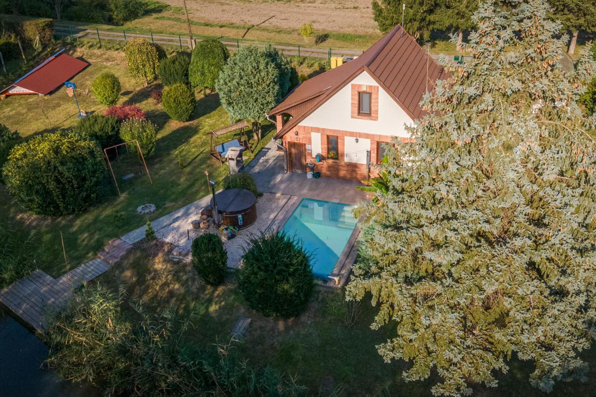 Posteleki Vendeghaz-Nyugalom Szigetei Villa Jula Exterior foto