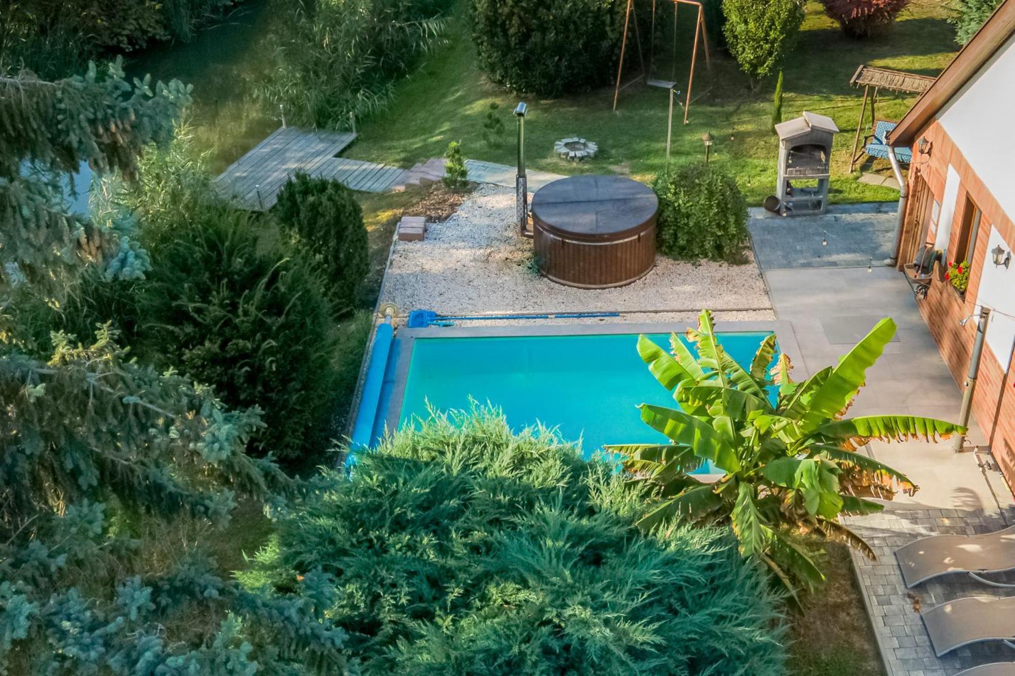 Posteleki Vendeghaz-Nyugalom Szigetei Villa Jula Exterior foto